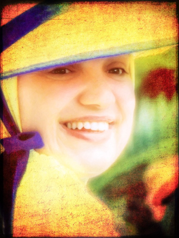 A woman dressed in yellow illustrating the concept of pretending to hope